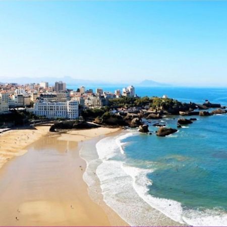 Studio Front De Mer Avec Piscine Et Balcon A Biarritz - Fr-1-3-412 Luaran gambar