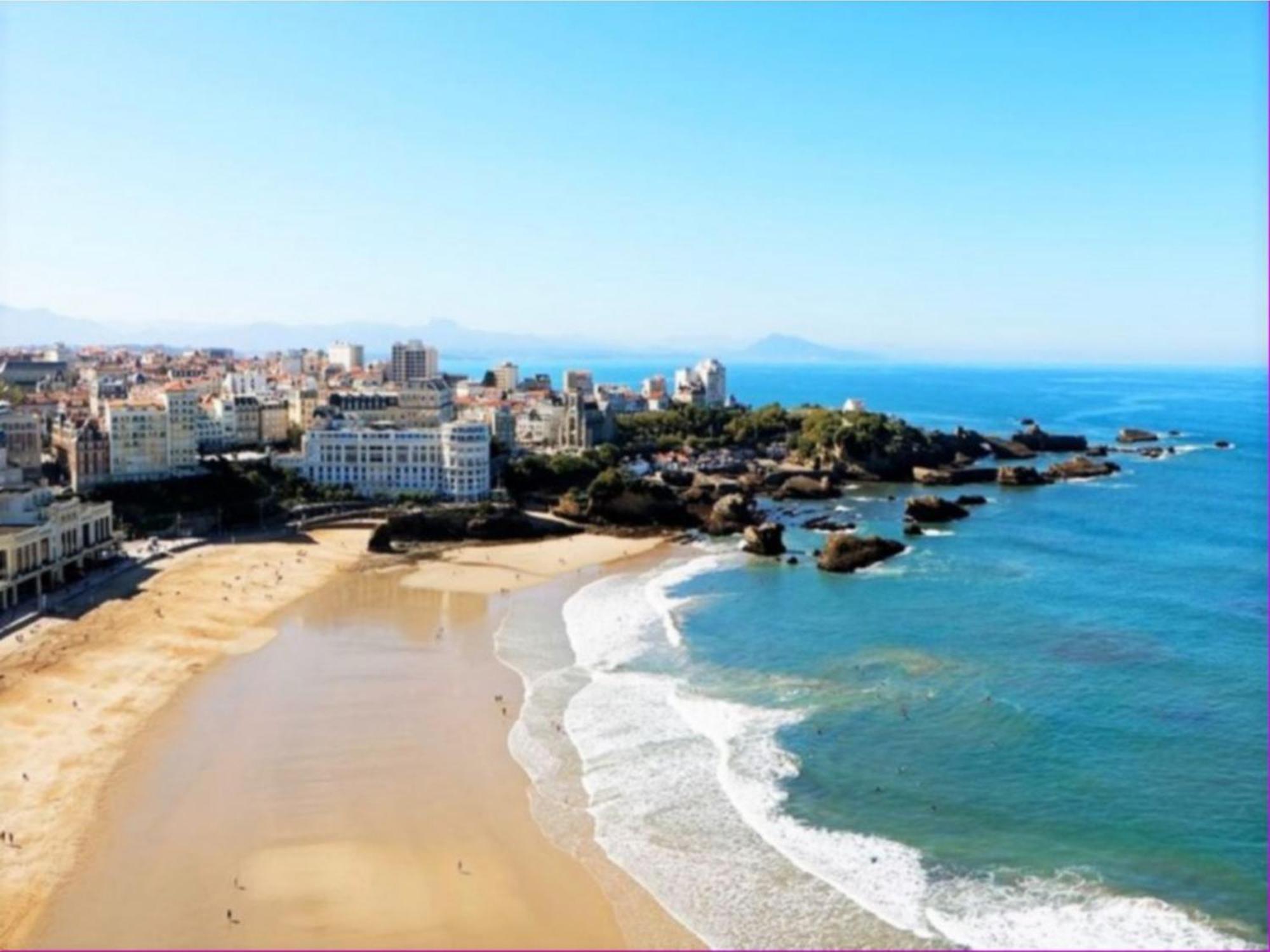 Studio Front De Mer Avec Piscine Et Balcon A Biarritz - Fr-1-3-412 Luaran gambar